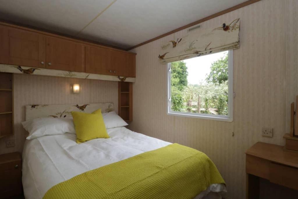 The Nest - Family Friendly Caravan Nr Glastonbury & Street サマートン エクステリア 写真